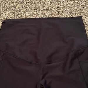 Old Navy Active Maternity Black Powersoft Leggings with Pockets
